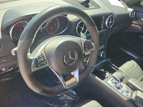 Used 2018 Mercedes-Benz SL 63 AMG image 20