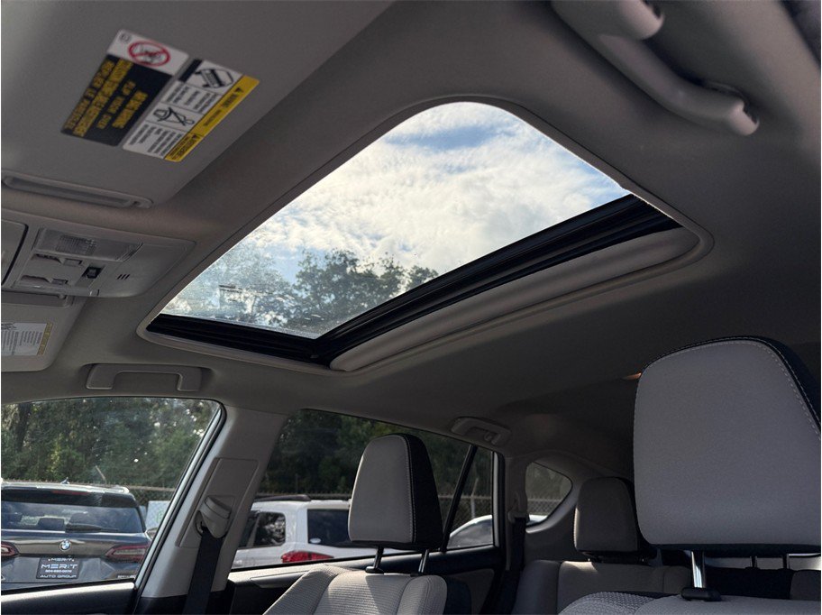 Used 2018 Toyota RAV4 XLE FWD image 33