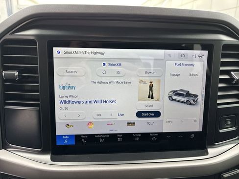 Used 2025 Ford F150 XLT w/ Equipment Group 301A Standard image 12