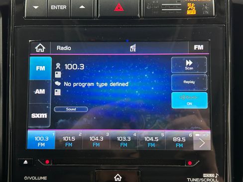 Used 2021 Subaru Ascent Limited w/ Technology Package image 5