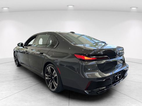 New 2026 BMW 760i xDrive w/ Executive Package AWD/4WD image 3