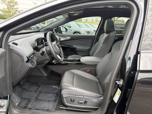 Certified 2023 Volkswagen ID.4 Pro S Plus AWD/4WD image 11