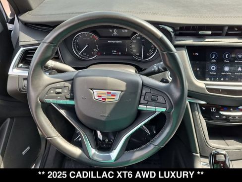 Used 2025 Cadillac XT6 Luxury AWD/4WD image 20