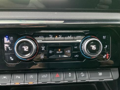 Used 2023 GMC Sierra 1500 AT4 w/ AT4 Premium Package image 50