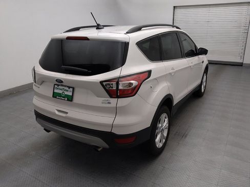 Used 2018 Ford Escape SEL AWD/4WD image 9