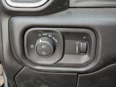 New 2025 RAM 2500 Tradesman AWD/4WD image 18