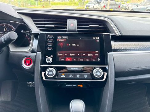 Used 2019 Honda Civic Sport image 23