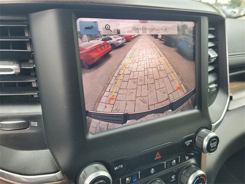 Used 2022 RAM 1500 Laramie image 32