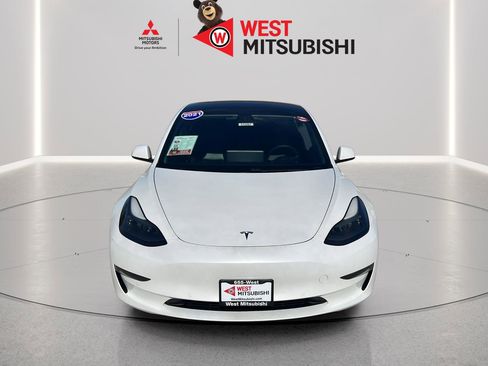 Used 2021 Tesla Model 3 Standard Range Plus image 2