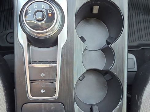 Used 2022 Ford Escape SE w/ Cold Weather Package image 20