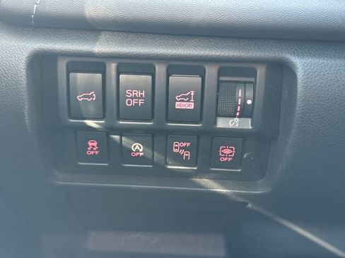 Used 2024 Subaru Forester Touring w/ POP Package 3 AWD/4WD image 36