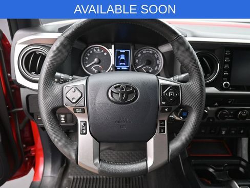 Used 2020 Toyota Tacoma Limited AWD/4WD image 16