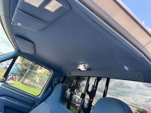 Used 1995 Ford F150 4x4 Regular Cab image 24