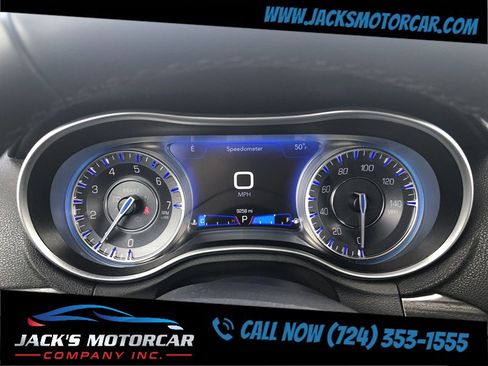 Used 2022 Chrysler 300 Touring w/ Sport Appearance Package image 15