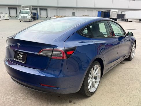 Used 2021 Tesla Model 3 Standard Range Plus RWD image 7