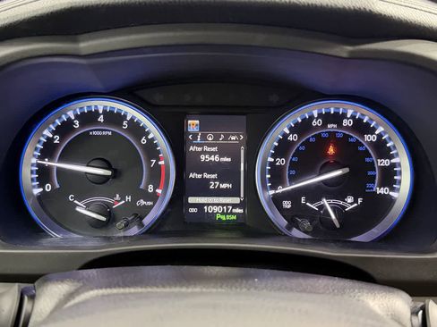 Used 2017 Toyota Highlander Limited image 20