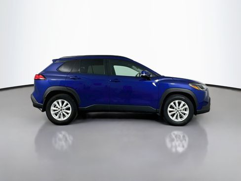 Certified 2022 Toyota Corolla Cross LE AWD/4WD image 8