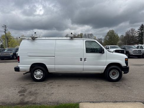 Used 2013 Ford E-250 and Econoline 250 image 5