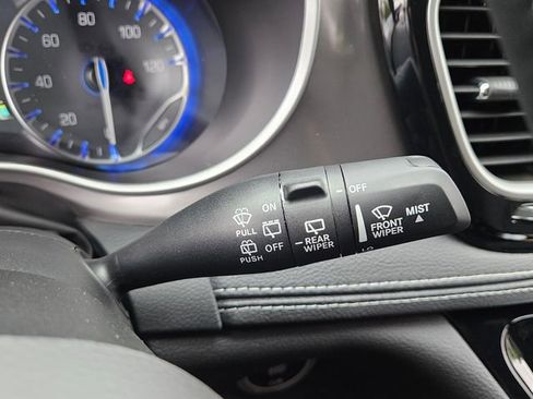 New 2025 Chrysler Pacifica Select image 23