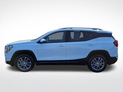 Used 2024 GMC Terrain SLT