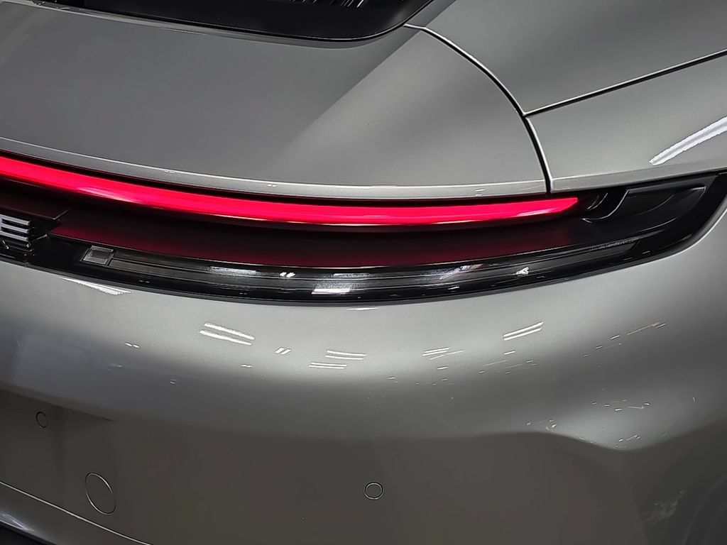 Certified 2025 Porsche 911 Carrera RWD image 30