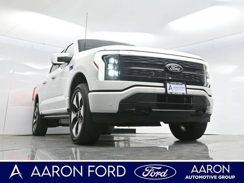 Used 2024 Ford F150 Lightning Platinum AWD/4WD image 3