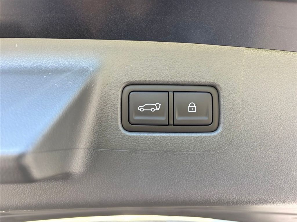 New 2026 Hyundai Santa Fe SEL FWD image 17