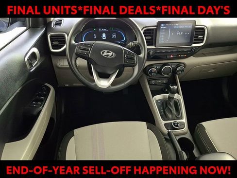 Certified 2024 Hyundai Venue SEL image 12