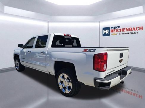 Used 2018 Chevrolet Silverado 1500 LTZ Z71 w/ LTZ Plus Package AWD/4WD image 6