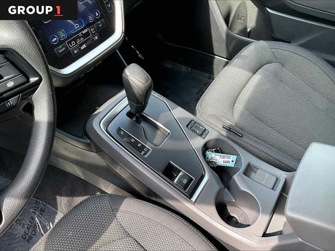 Used 2024 Subaru Crosstrek 2.0i Premium AWD/4WD image 17