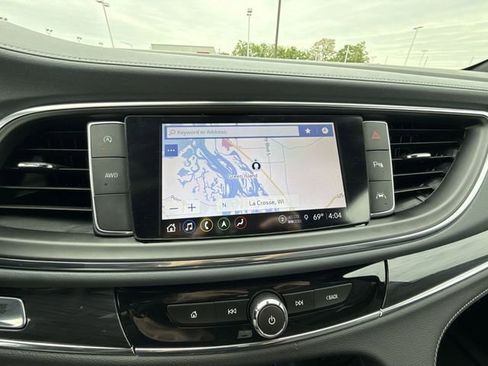Used 2024 Buick Enclave Premium image 14