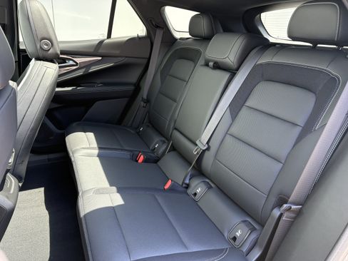 Used 2024 Chevrolet Blazer EV LT AWD/4WD image 12