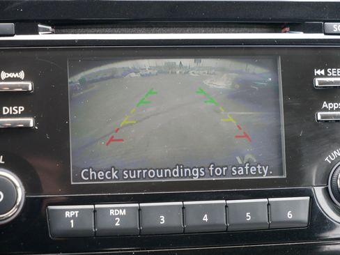 Used 2016 Nissan Rogue S image 27