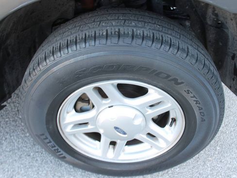 Used 2003 Ford Explorer Sport XLS RWD image 11