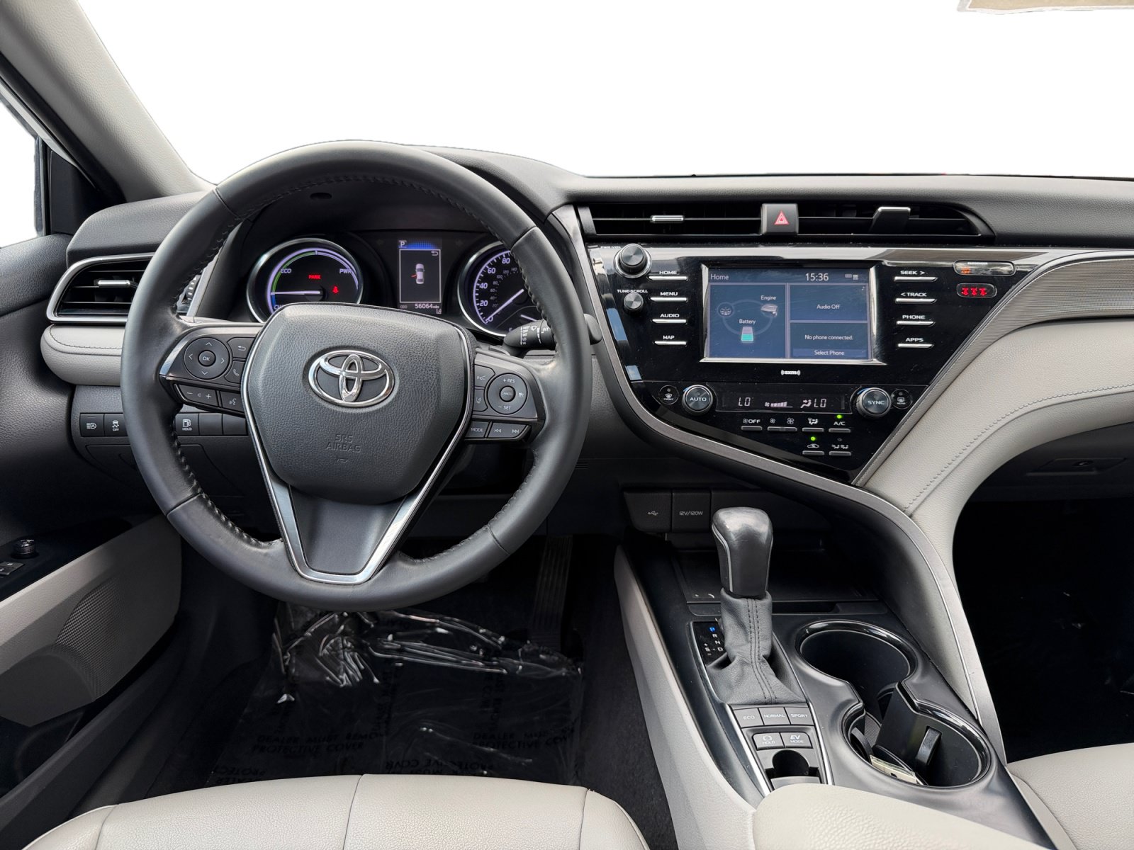 Used 2020 Toyota Camry SE w/ Carpet Mat Package FWD image 10