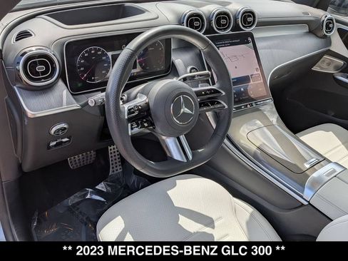 Certified 2023 Mercedes-Benz GLC 300 4MATIC image 2