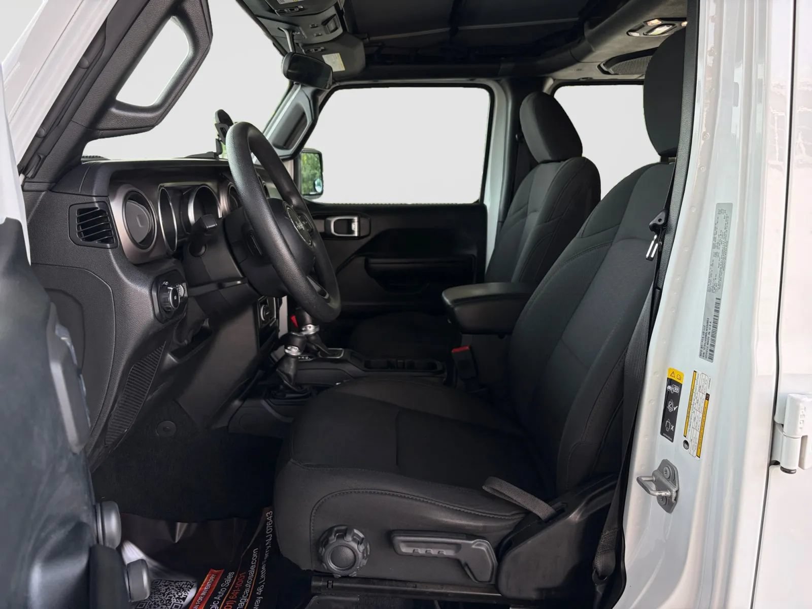 Used 2020 Jeep Wrangler Unlimited Sport AWD/4WD image 12