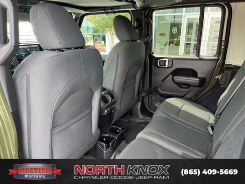 Used 2024 Jeep Wrangler Unlimited Sport AWD/4WD image 15