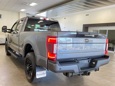 Used 2022 Ford F350 Lariat w/ Black Appearance Package AWD/4WD image 5