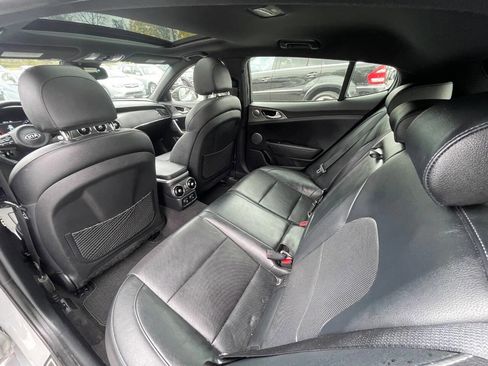 Used 2019 Kia Stinger GT1 image 27