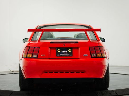 Used 2000 Ford Mustang Cobra RWD image 37