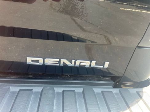 Used 2016 GMC Sierra 1500 Denali w/ Enhanced Driver Alert Package AWD/4WD image 8