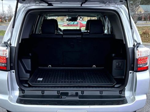 Used 2023 Toyota 4Runner SR5 Premium image 19