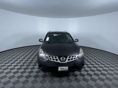 Used 2014 Nissan Rogue S w/ Convenience Package AWD/4WD image 3