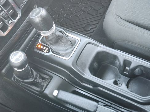 Used 2021 Jeep Wrangler Unlimited Sport image 20