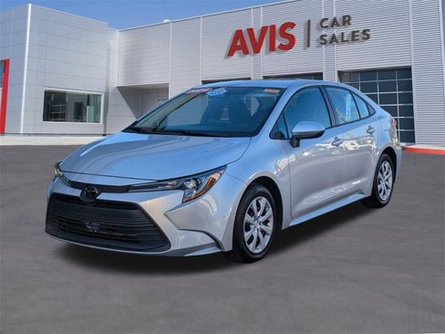 Used 2024 Toyota Corolla LE image 1