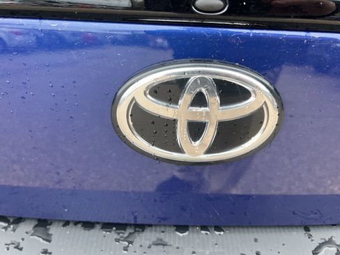 Used 2025 Toyota GR86 Premium w/ Performance Package image 22