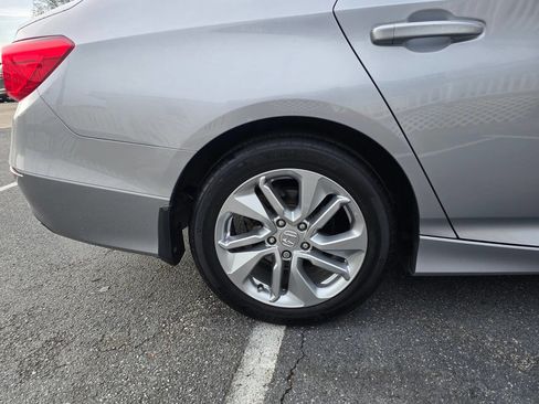 Used 2020 Honda Accord LX image 12