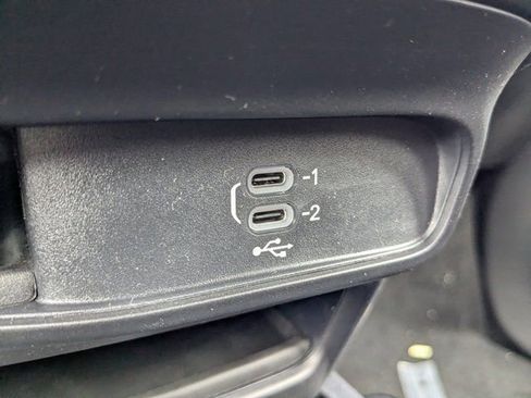 New 2026 Chrysler Pacifica Select FWD image 23