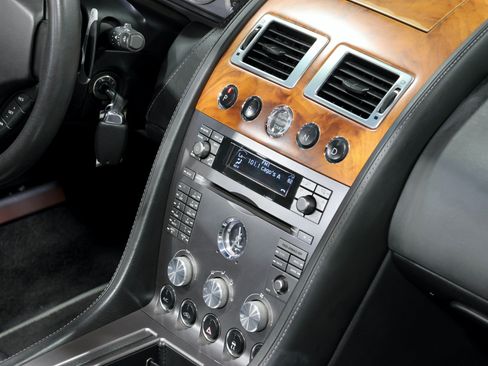 Used 2008 Aston Martin DB9 Volante RWD image 48
